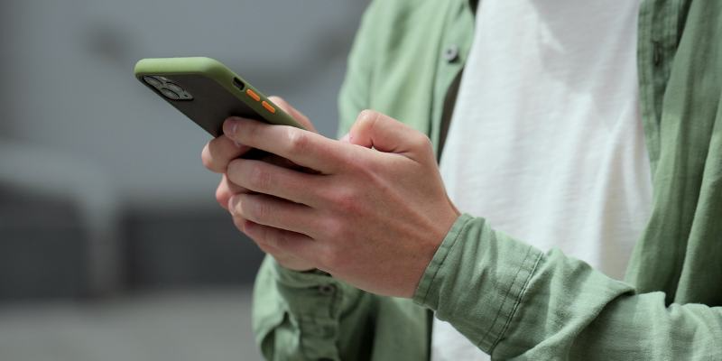 Chăm Sóc Khách Hàng Bet88 9 Nhắn tin qua các mạng xã hội như Zalo và Telegram